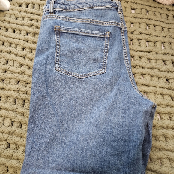 Joe fresh jeans - Picture 3 of 3